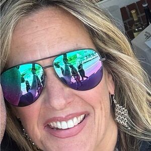 Meet your Posher, Jackie